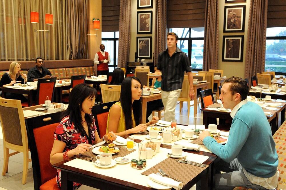 Mondior At Emperors Palace Kempton Park Exterior foto
